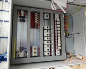 Control cabinet feed cart - 5r/4t - feed cart